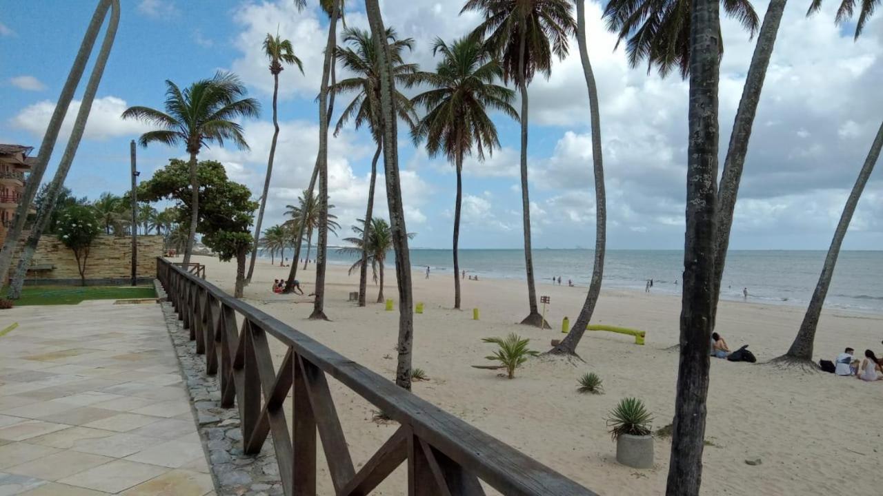 Eco Paradise Temporada Aconchegante - Joana Vasconcelos クムブコ エクステリア 写真